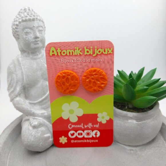 Handmade orange polymer clay earrings. Boucles d'oreilles fait à la main - Picture 3 of 5